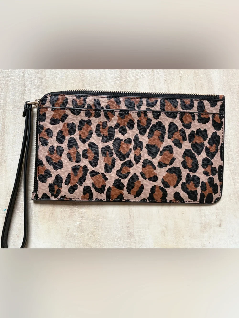 kate spade Leopard Print Wristlet Clutch in Brown and Black